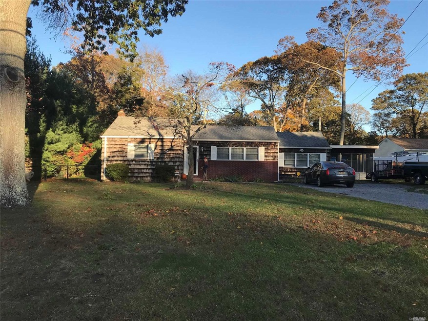 441 Mac Arthur Blvd, Hauppauge, NY 11788 - photo 1