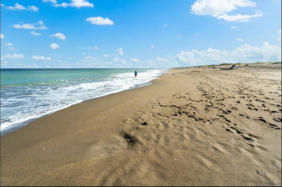 Ocean Village unit 6124, Fort Pierce, FL 34949 - photo 1