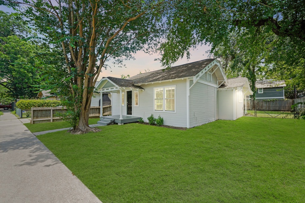 608 Northwood St, Houston, TX 77009 - photo 1