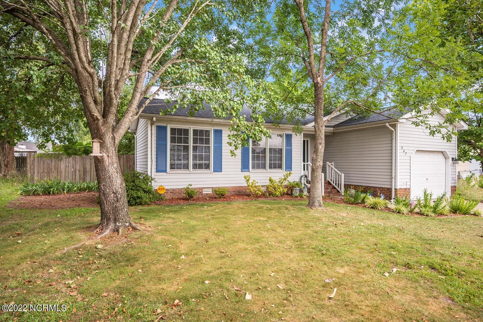 547 Channel Dr, Winterville, NC 28590 - photo 1