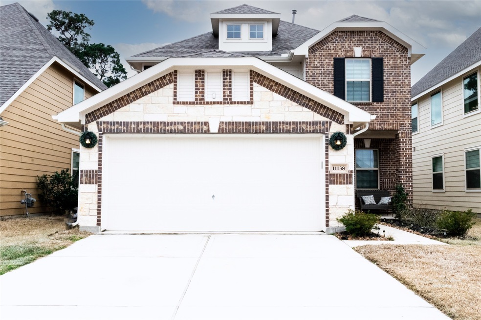 11138 Sun River Falls Dr, Humble, TX 77396 - photo 1