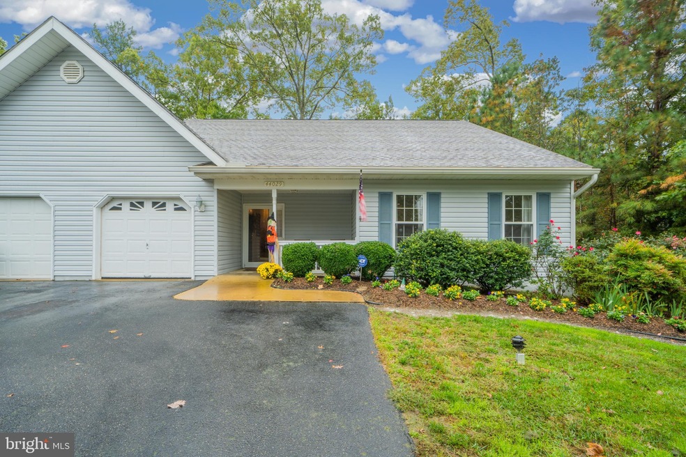 44029 Flagstone Way, California, MD 20619 - photo 1