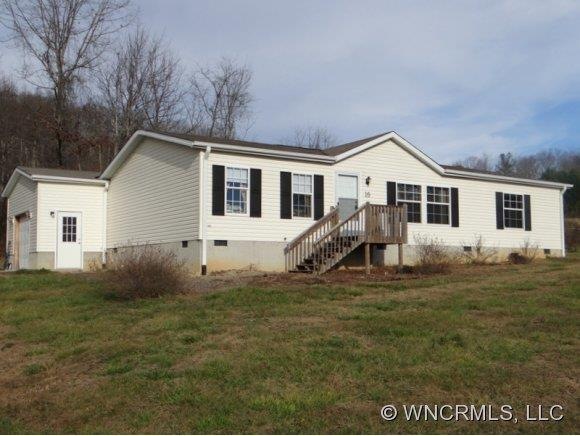 16 Lynn Estate Rd, Hendersonville, NC 28792 - photo 1
