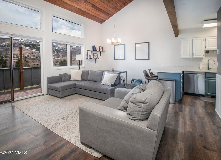 371-Nottingham-Rd-2B-MLS_02
