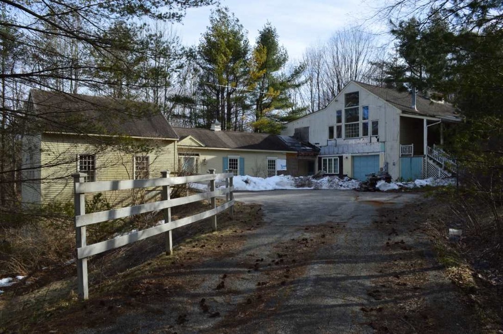 389 Read Farm Ln, Dorset, VT 05253 - photo 1