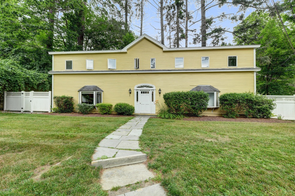 116 West Ave unit H, Great Barrington, MA 01230 - photo 1