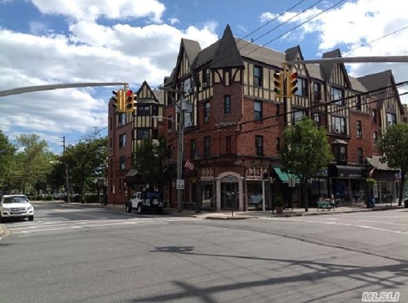 unlisted-address, Cedarhurst, NY 11516 - photo 1