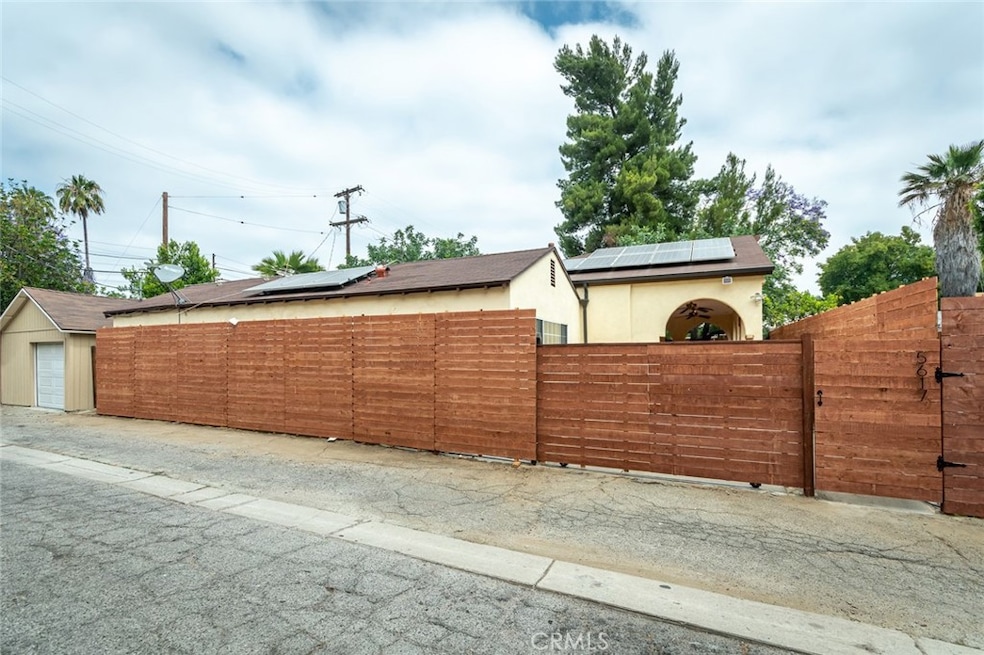5617 Katherine Ave, Van Nuys, CA 91401 - photo 1
