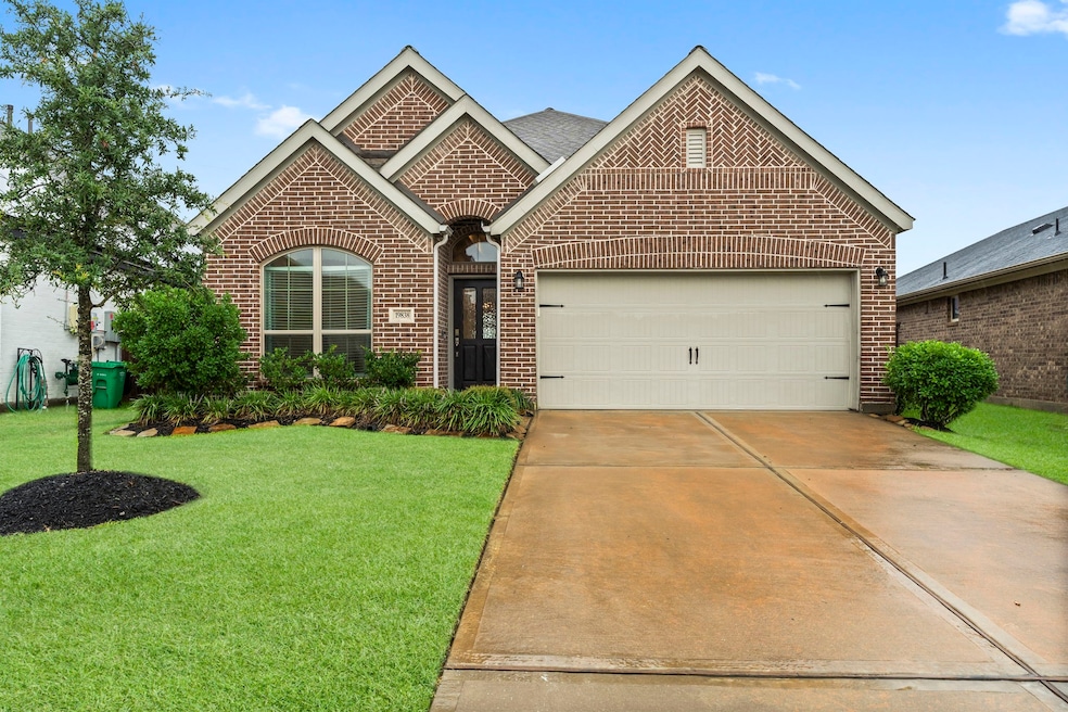 Welcome to 19838 Blue Roan Drive!