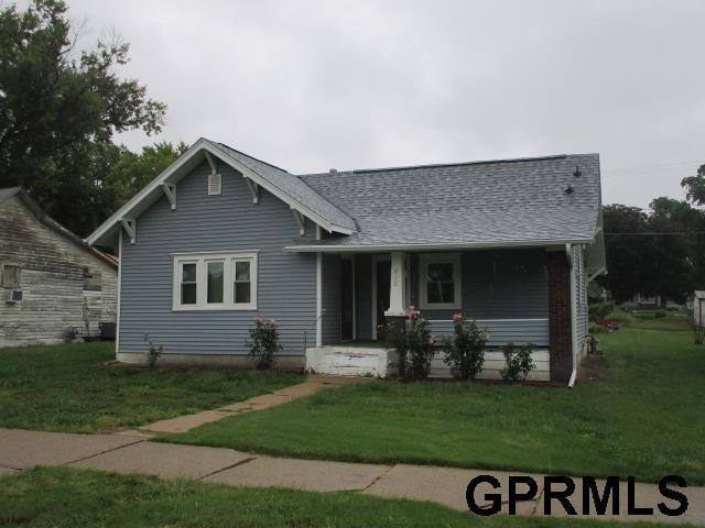 818 C St, Fairbury, NE 68352 - photo 1