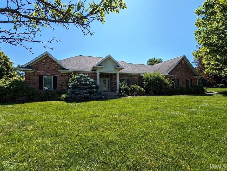 1621 S Oxford Ct, Frankfort, IN 46041 - photo 1