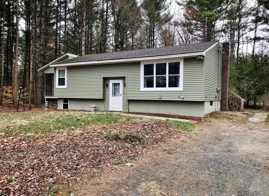 454 E River St, Orange, MA 01364 - photo 1