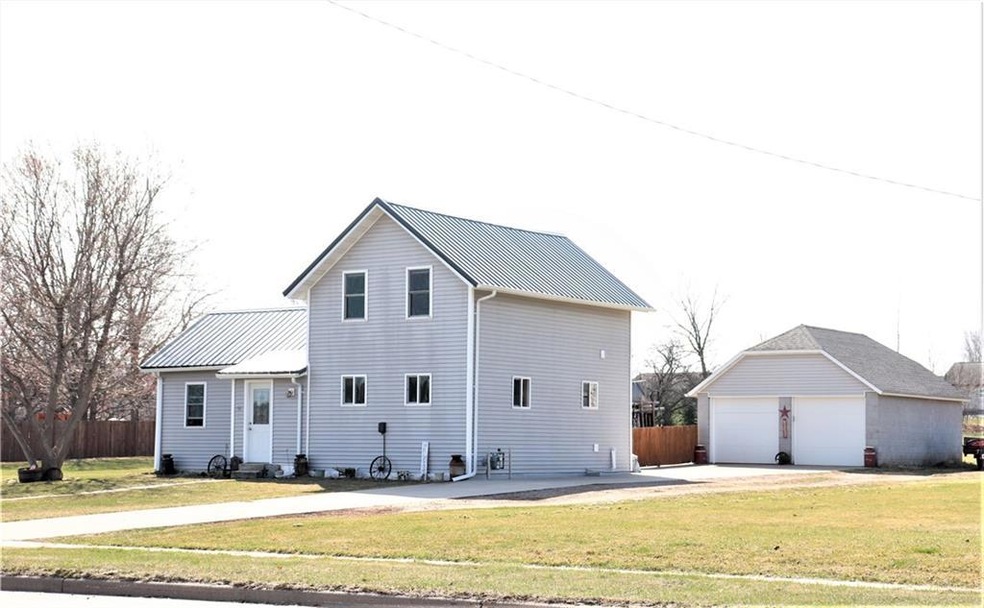 317 E Main St, Alma Center, WI 54611 - photo 1