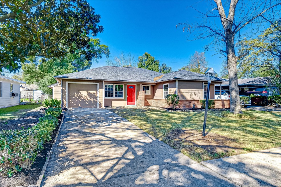 7707 El Rancho St, Houston, TX 77087 - photo 1