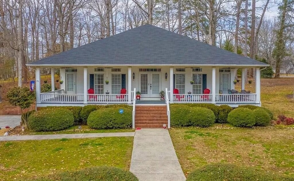 1200 Garden Row NE, Dalton, GA 30721 - photo 1