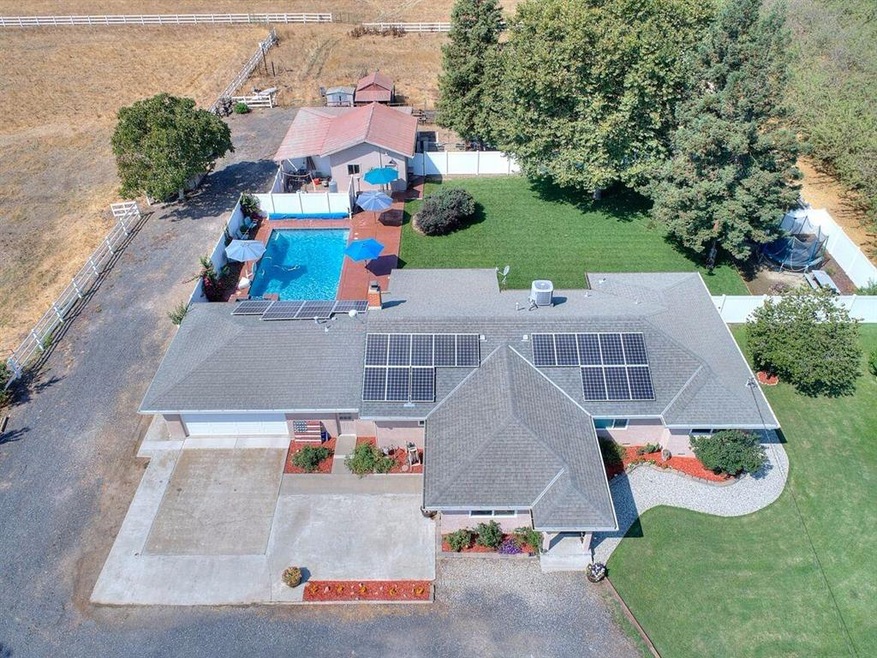 7661 Crawford Rd, Oakdale, CA 95361 - photo 1