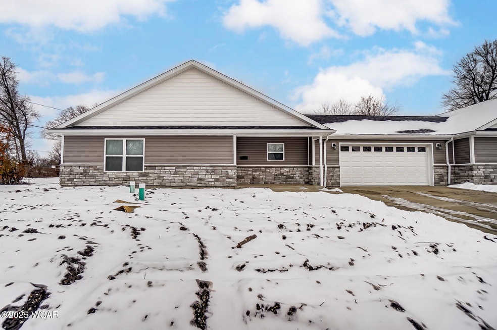 1432 W Elm St, Lima, OH 45805 - photo 1