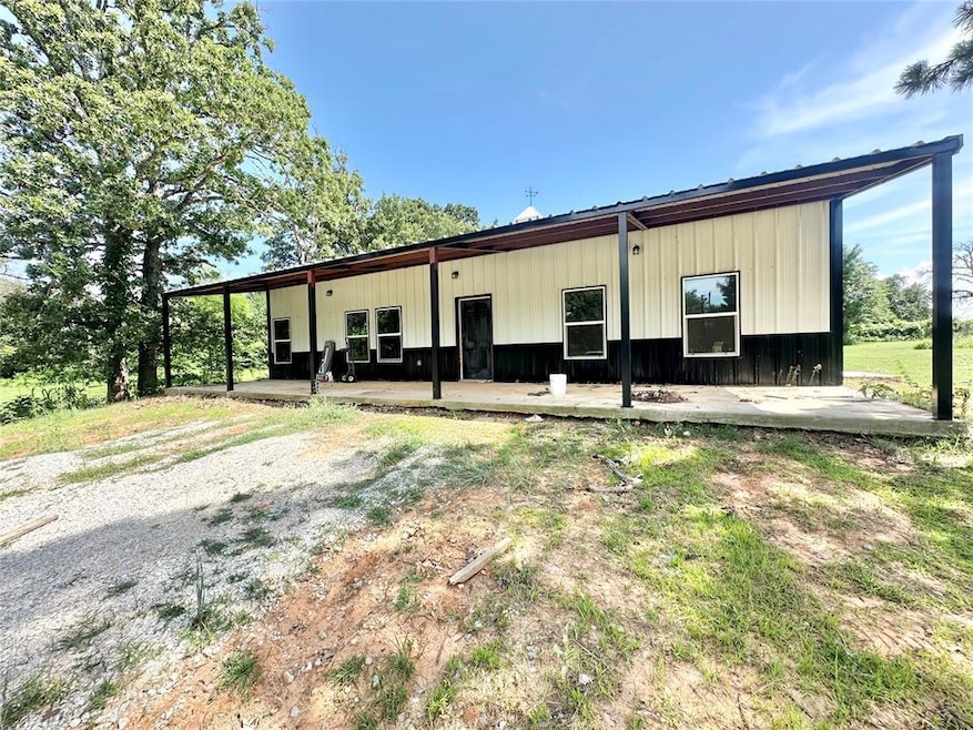 420 W Forest Blvd, McLoud, OK 74851 - photo 1