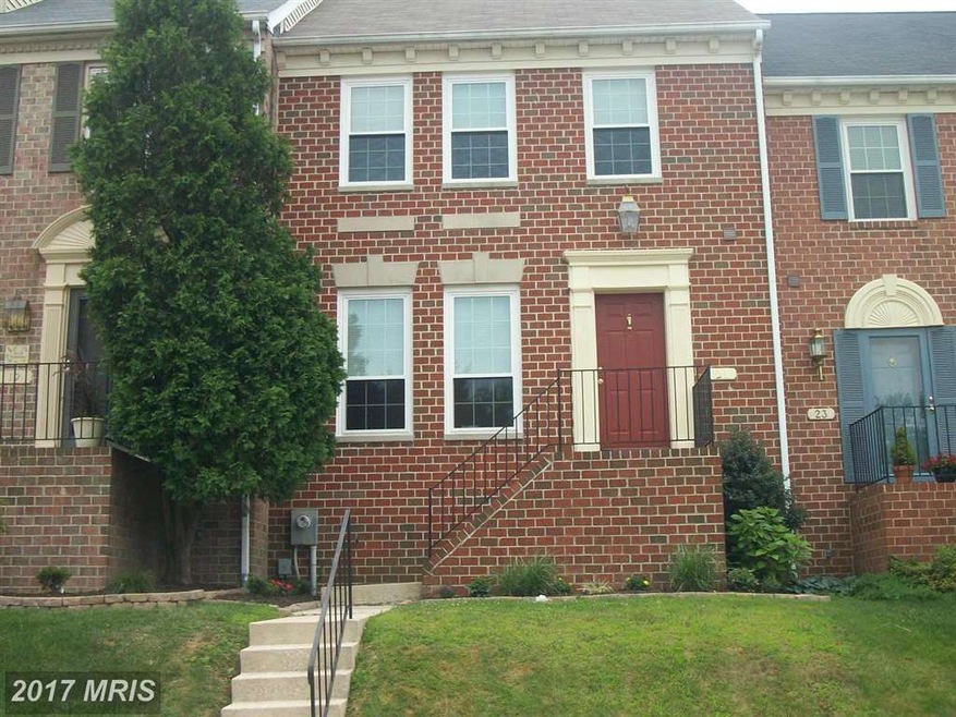 21 Roger Valley Ct, Parkville, MD 21234 - photo 1