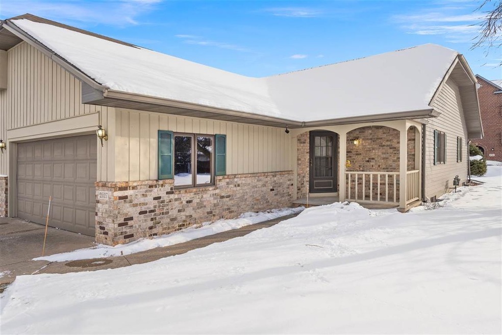 2627 W Parkmoor Ct, Appleton, WI 54914 - photo 1