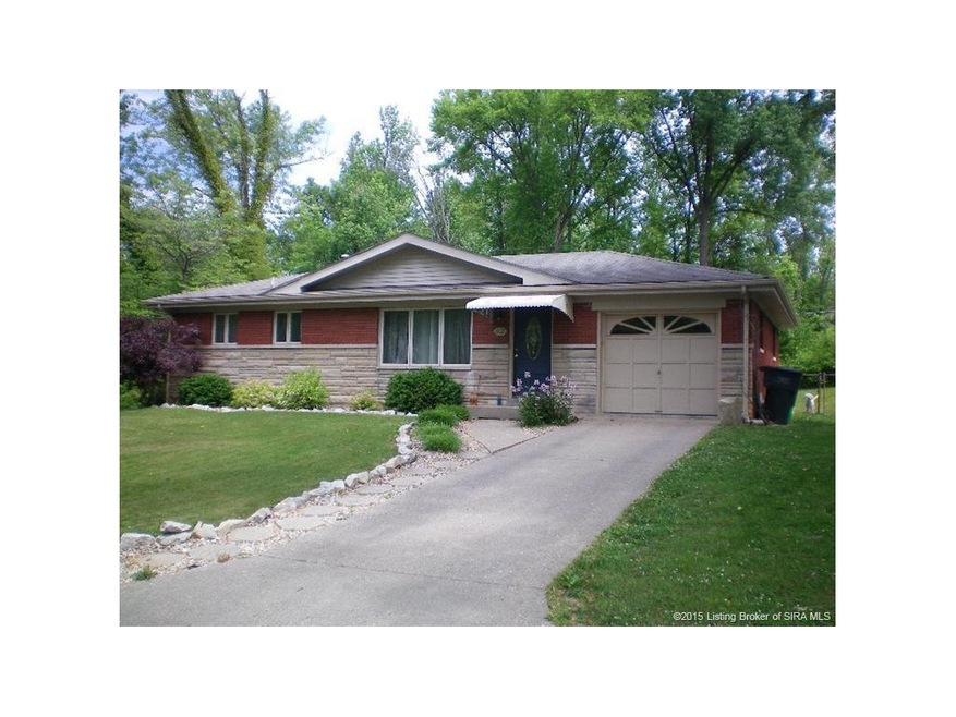 602 Cherokee Dr, New Albany, IN 47150 - photo 1