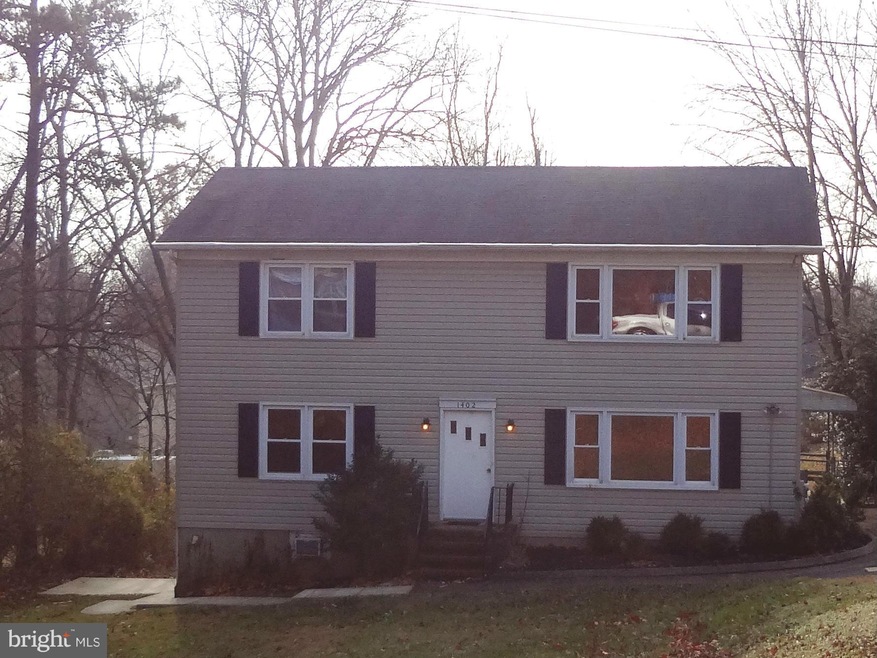 1402 Woodside Ave, Halethorpe, MD 21227 - photo 1