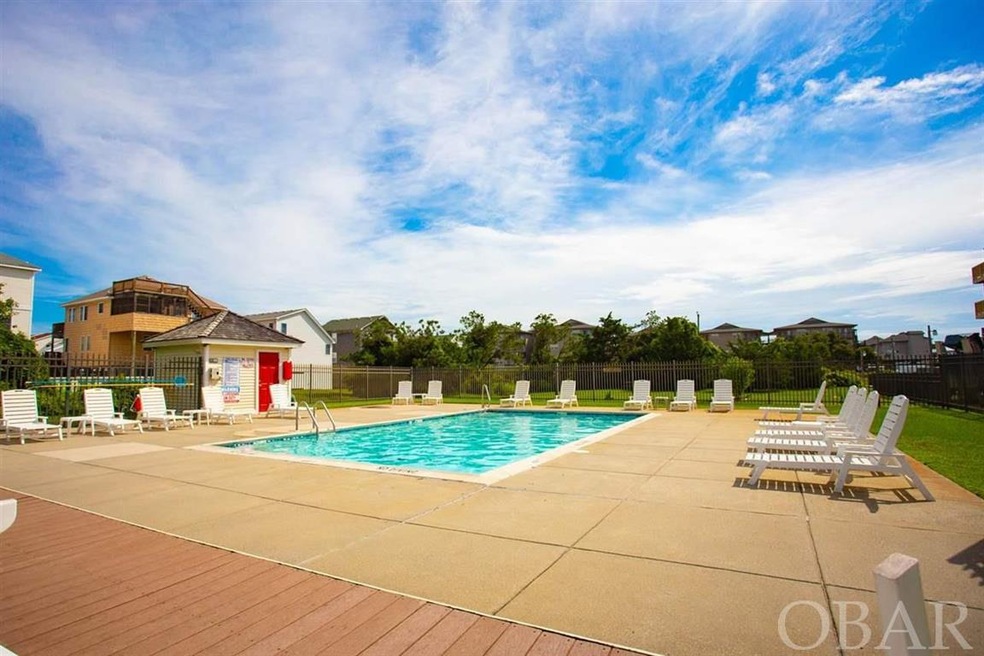 200 E Martin St unit 102, Kill Devil Hills, NC 27948 - photo 1