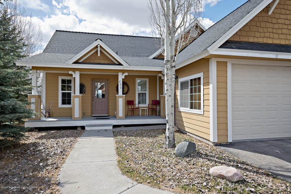 880 Streamside St, Driggs, ID 83422 - photo 1