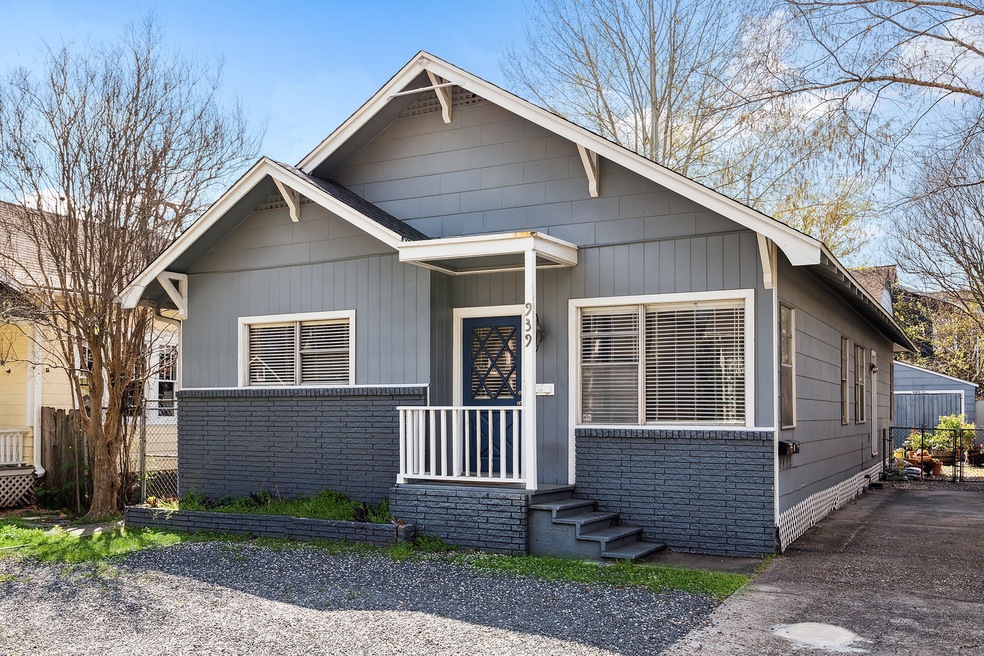 939 Cortlandt St, Houston, TX 77008 - photo 1