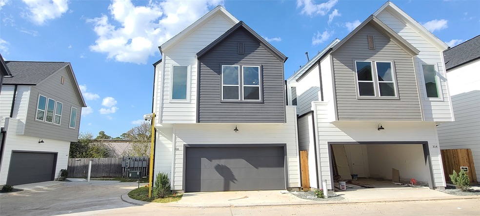 316 Cyclamen St, Houston, TX 77018 - photo 1