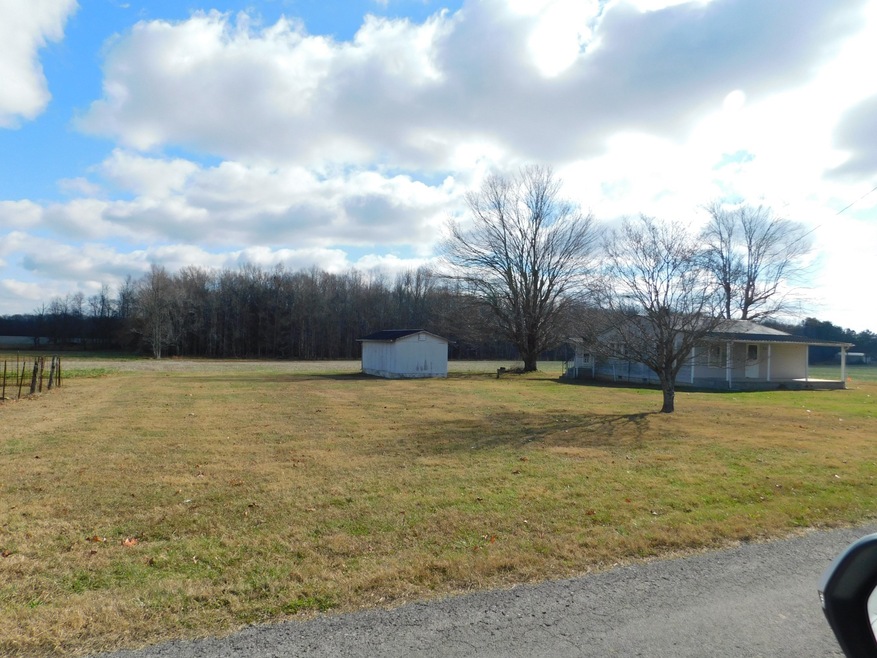 998 Floyd Road; house and 15.71 acres