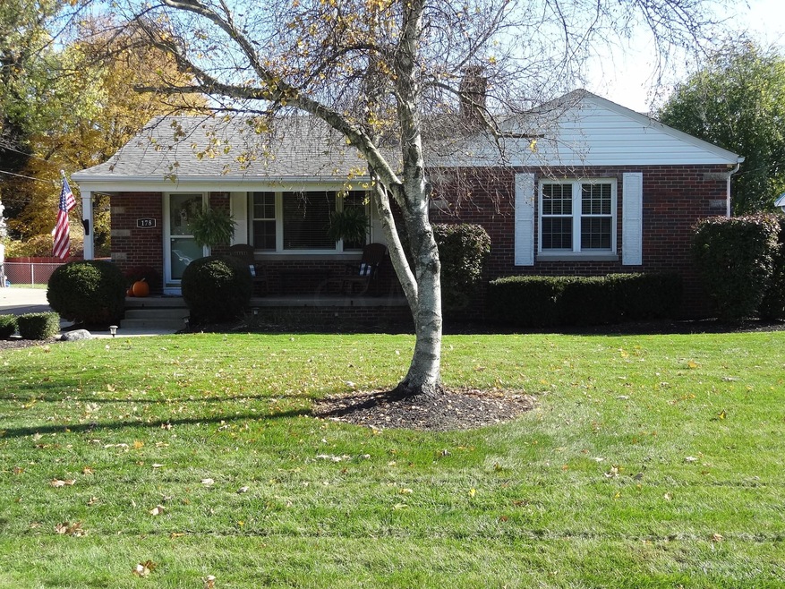 30th St N 178 - front