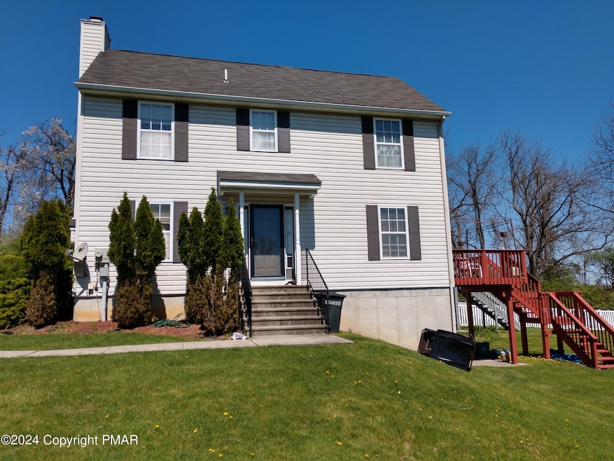 709 Bach Ct, Freemansburg, PA 18017 - photo 1
