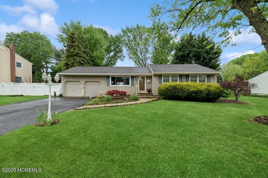 10 Crescent Rd, Holmdel, NJ 07733 - photo 1