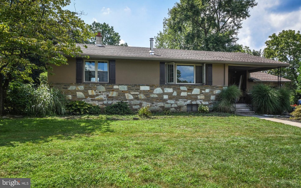 1234 Strathmann Dr, Southampton, PA 18966 - photo 1