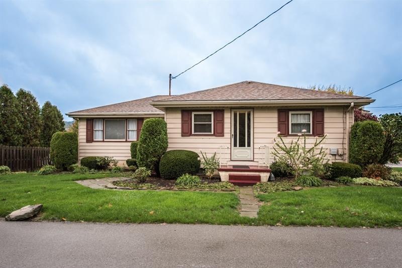 Welcome to 207 N. Charles St. in Haromony Boro.  T