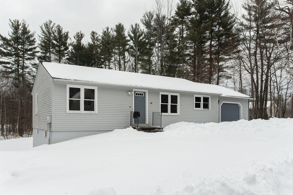 38 Fieldstone Ln, Sanford, ME 04073 - photo 1