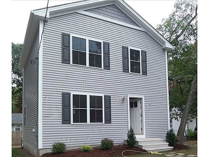 146 Brentwood Ave, Warwick, RI 02886 - photo 1