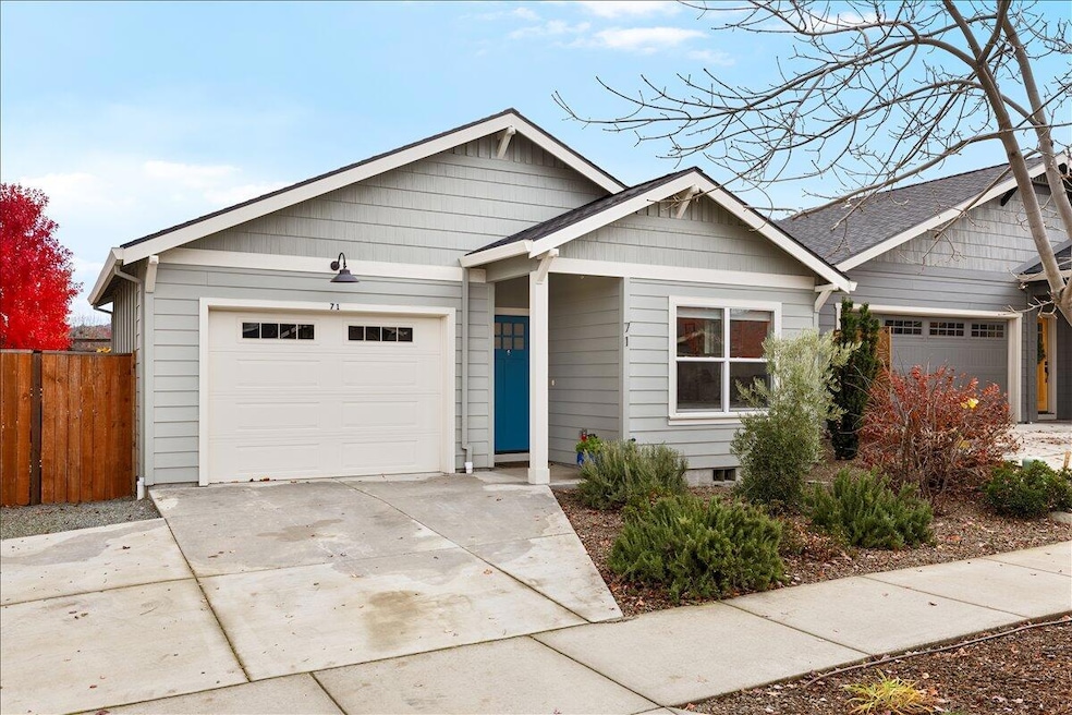 71 William Way, Talent, OR 97540 - photo 1