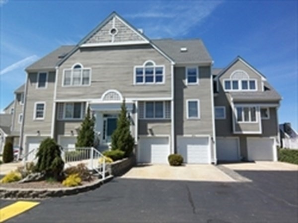 700 Shore Dr unit 407, Fall River, MA 02721 - photo 1