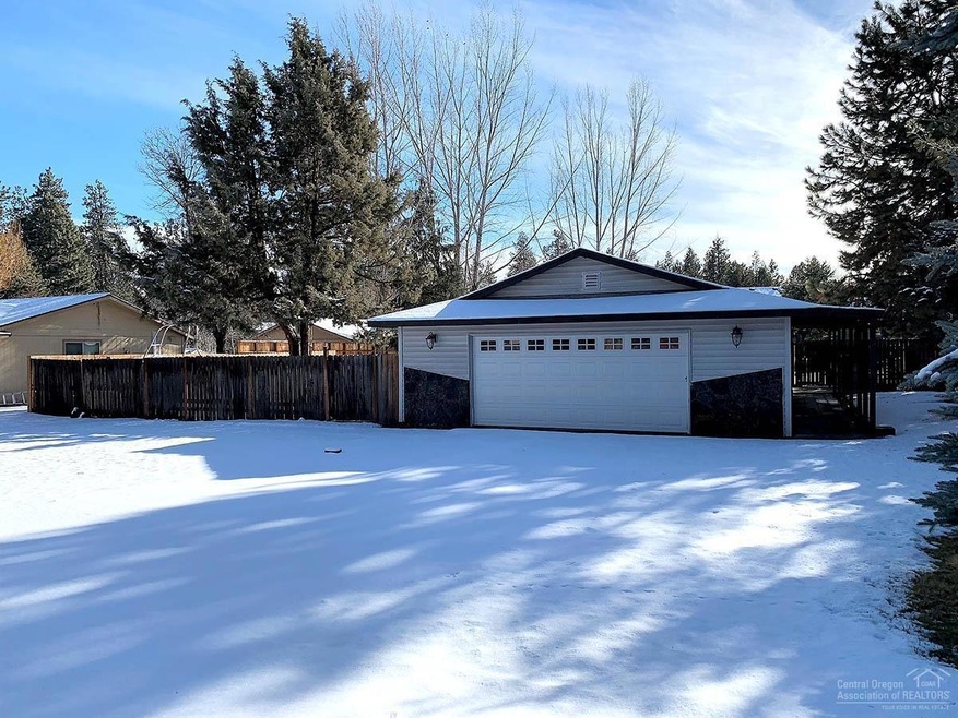 20289 Silver Sage St, Bend, OR 97702 - photo 1