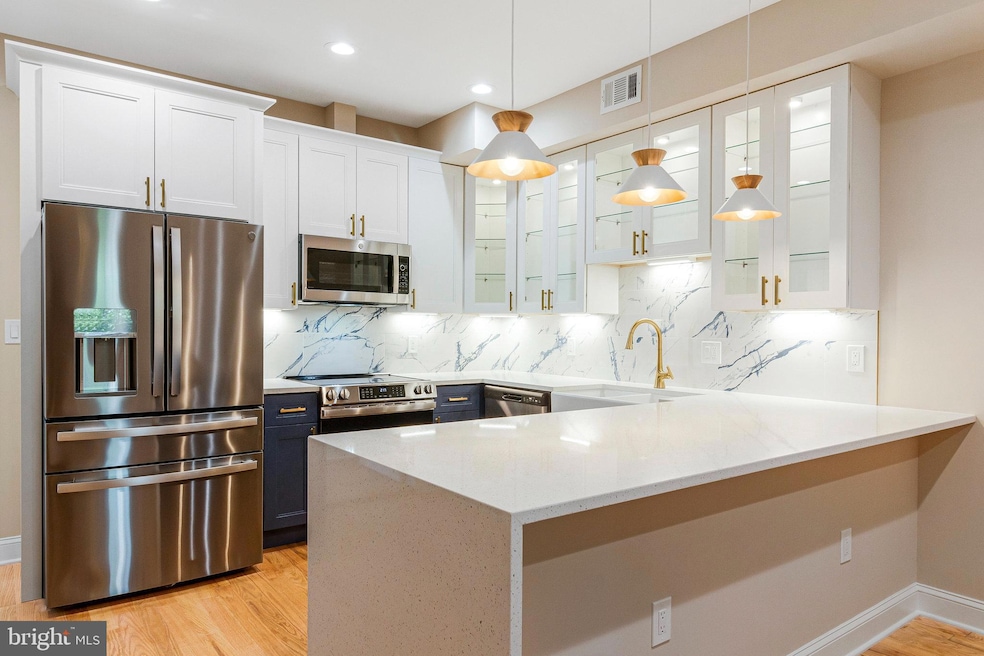 1609 17th St SE unit 202, Washington, DC 20020 - photo 1