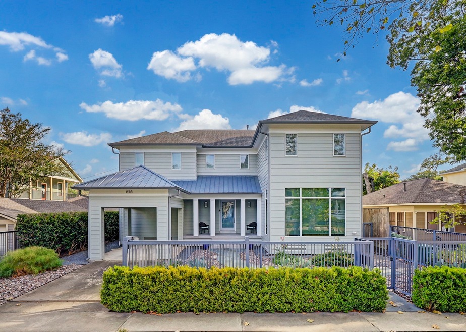 616 E 18th St, Houston, TX 77008 - photo 1