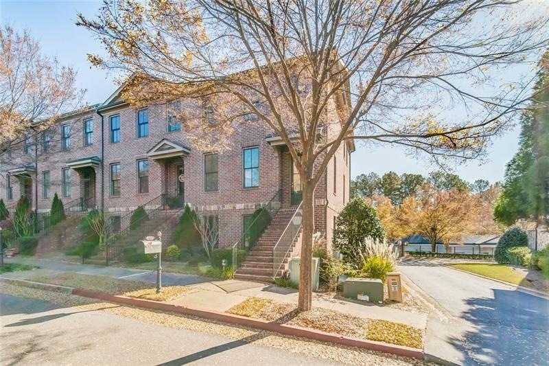 Heatherton - Executive, gated community in Roswell