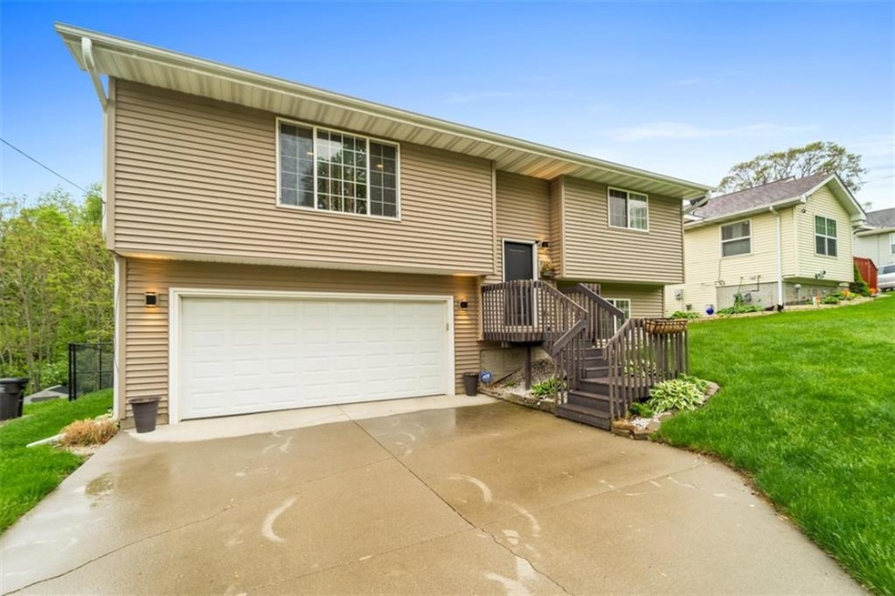 3733 Indianapolis Ave, Des Moines, IA 50317 - photo 1