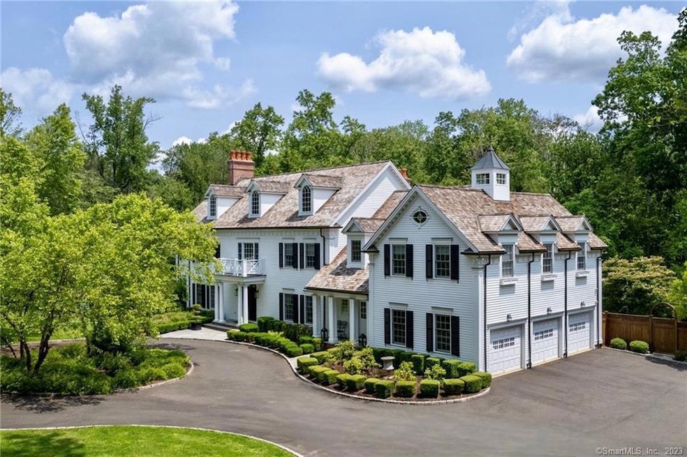 229 Woodridge Cir, New Canaan, CT 06840 - photo 1