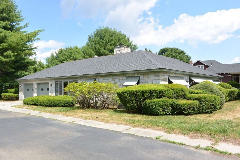 9 Sterling St, Lancaster, MA 01523 - photo 1