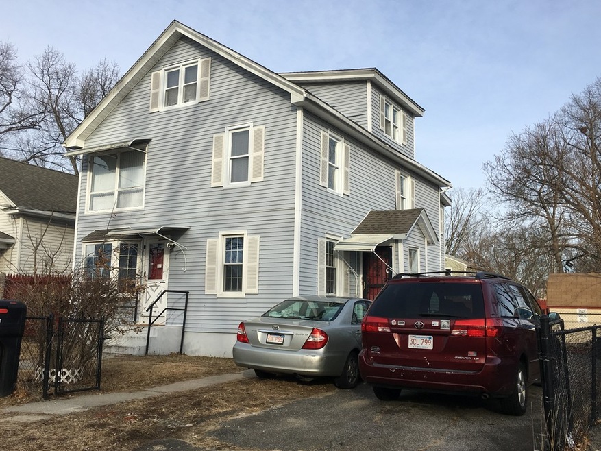 99-101 Hood St unit 2, Springfield, MA 01109 - photo 1