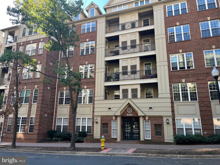 2310 14th St N unit 108, Arlington, VA 22201 - photo 1