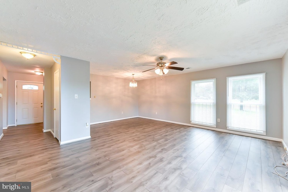 11400 Laurelwalk Dr, Laurel, MD 20708 - photo 1